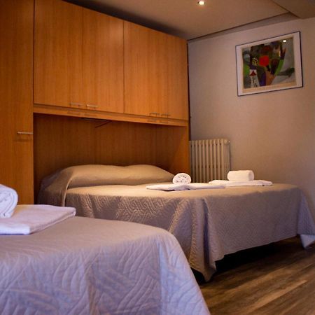 Trattoria Due Citroni Hotel Casalgrasso Eksteriør billede