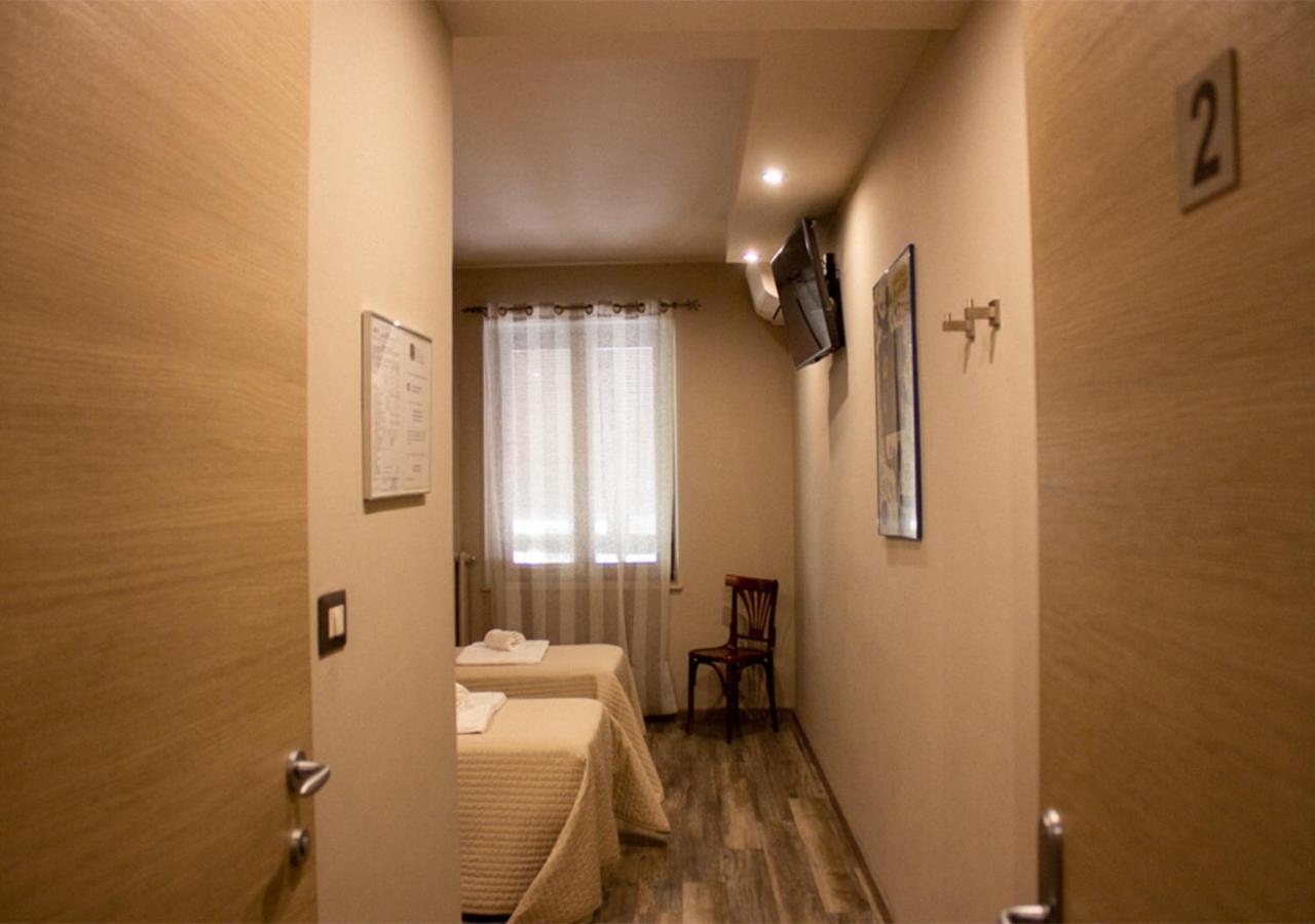 Trattoria Due Citroni Hotel Casalgrasso Eksteriør billede